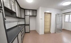Blk 542 Serangoon North Avenue 4 (Serangoon), HDB Executive #596018081